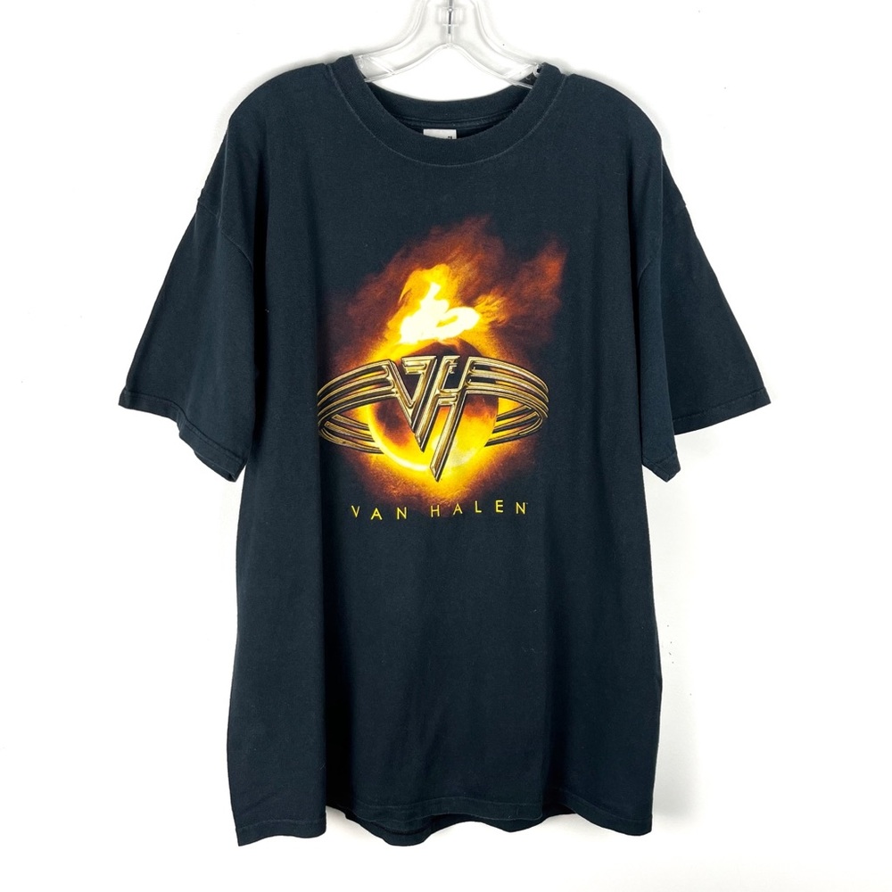 Van Halen Vintage 2004 Fire Eclipse Logo Tour T-Shirt - Picture 1 of 5